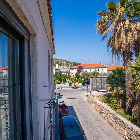 Naro Marina דירה