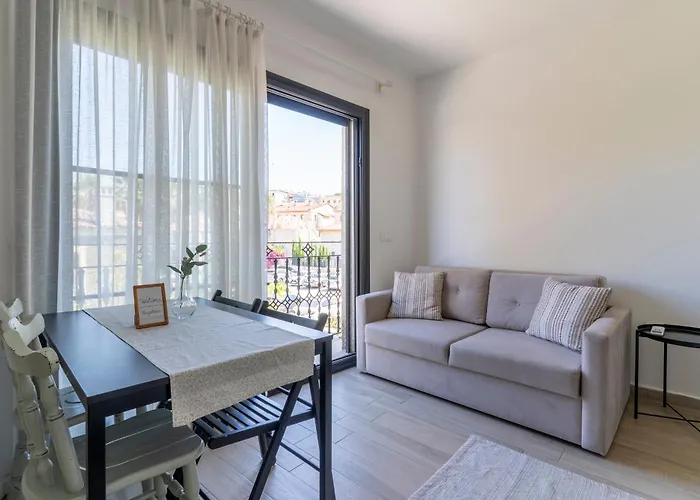 Naro Marina * Çeşme