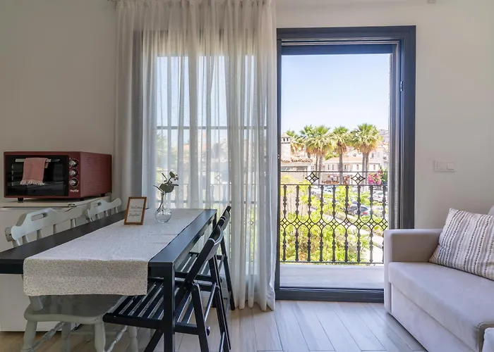 Naro Marina 公寓 Çeşme